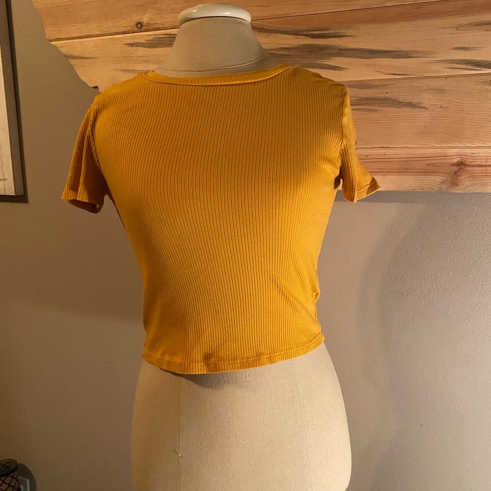 Cropped tee - Picture 3 of 4